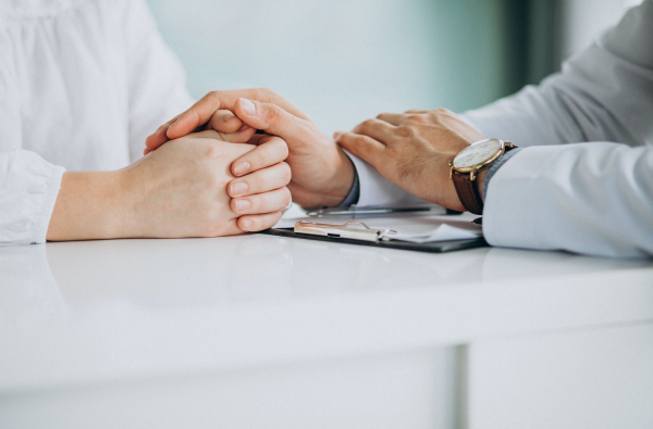 Seorang dokter dan pasien